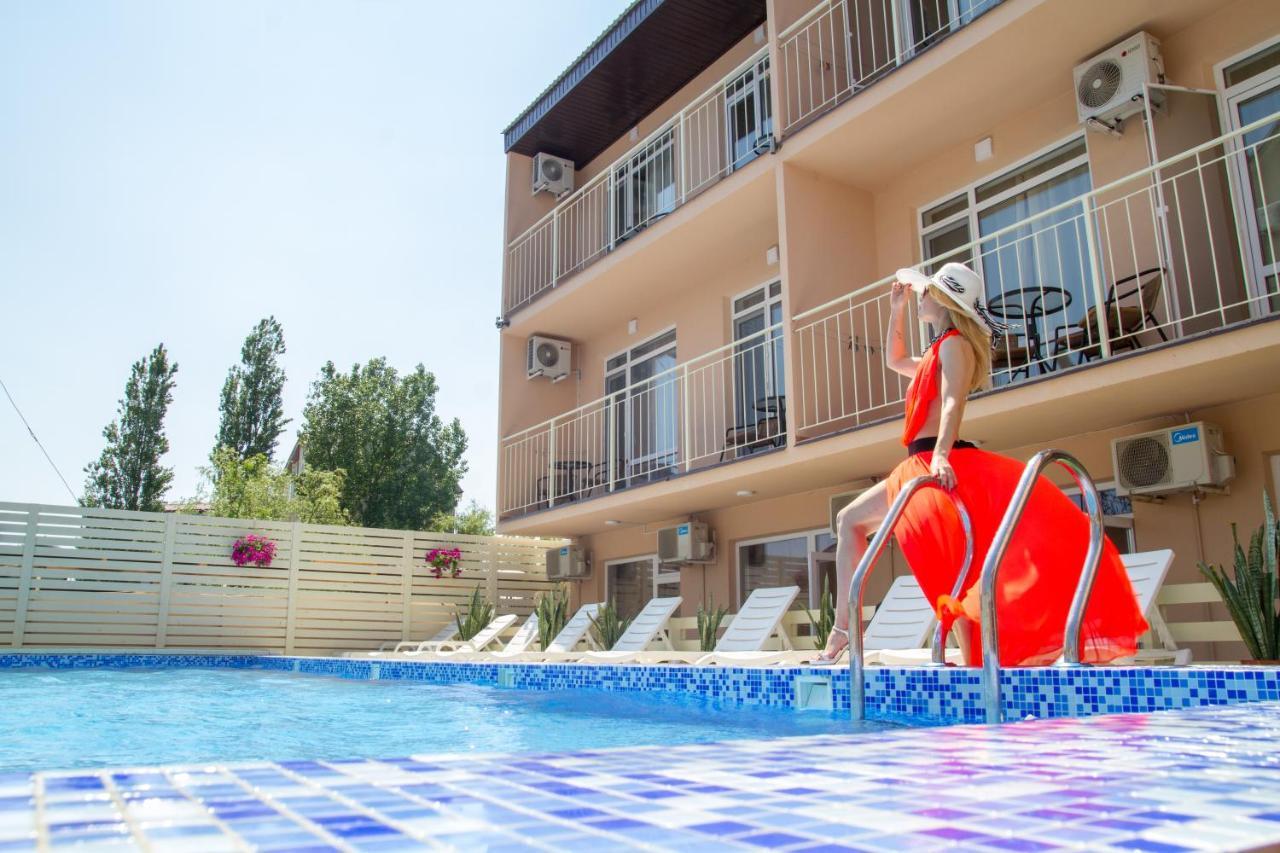 Euroline Hotel Zatoka Exterior foto